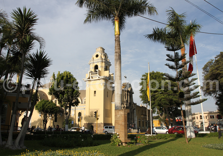 Eglise La Santísima Cruz, Barranco, Lima
