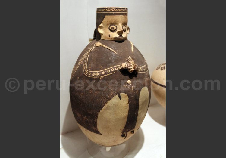 Céramique bicolore chancay, Musée Inka de Cuzco