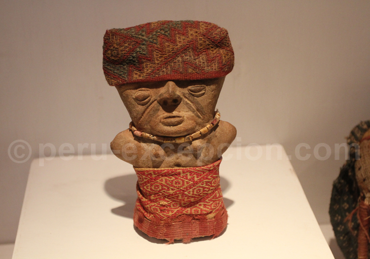 Céramique vêtue chancay, Musée Inka de Cuzco