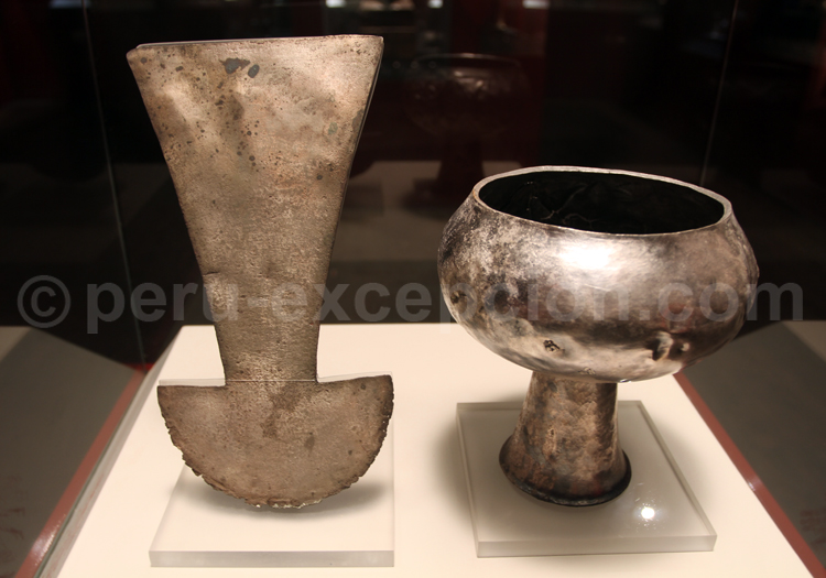 Coupe et couteau de sacrifice mochica en argent, musée larco