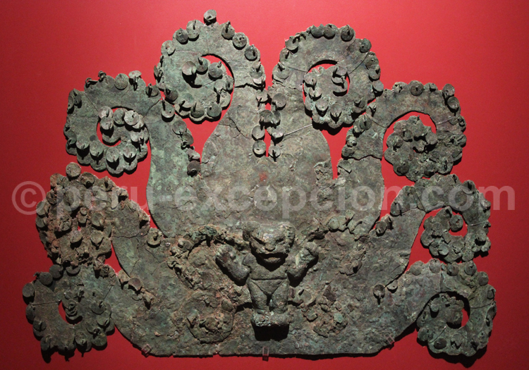 Diadème Moche en cuivre doré