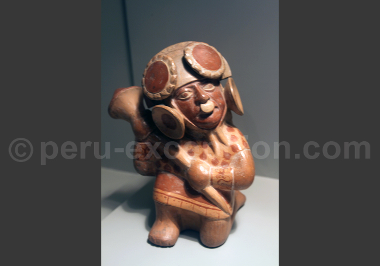 Guerrier mochica et sa parure, musée larco