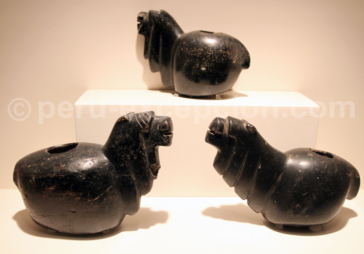 Willcana rituelle, lamas en pierre polie, Museo MAP Cuzco