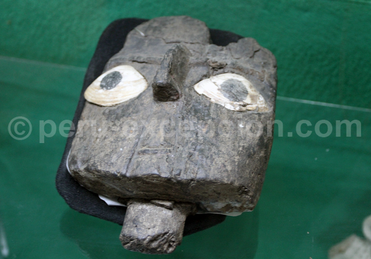 Masque funéraire chancay, Musée Monasterio de la Recoleta d'Arequipa