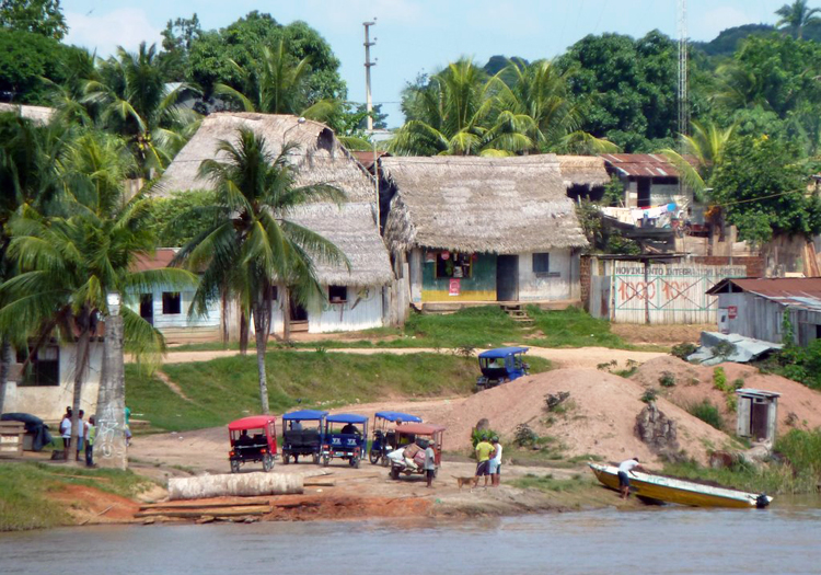 Village amazonien cc