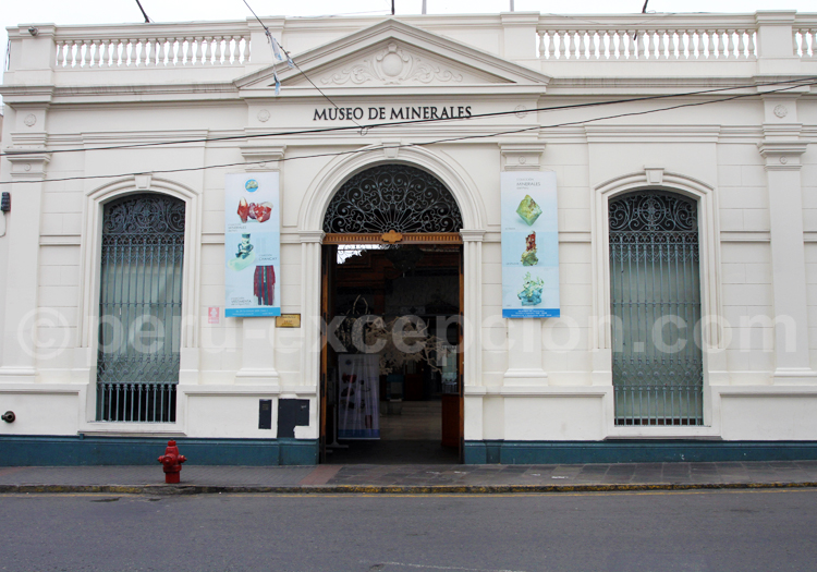 Musée de Minéraux Andres del Castillo