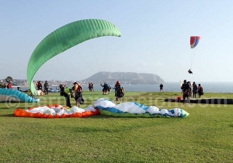 Parapente à Miraflores, Lima