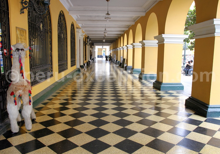 Passage dans le centre de Lima