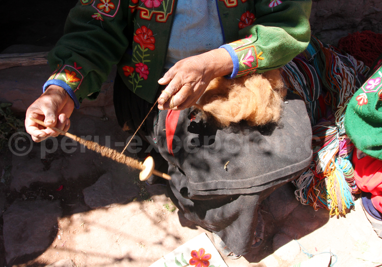 Fabrication de la laine, Pérou