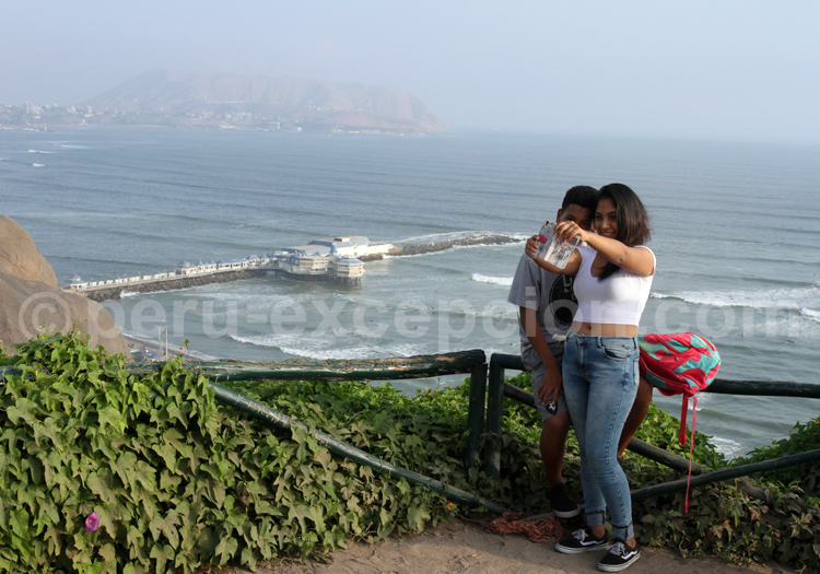 Vue sur l'Océan Pacifique, Lima
