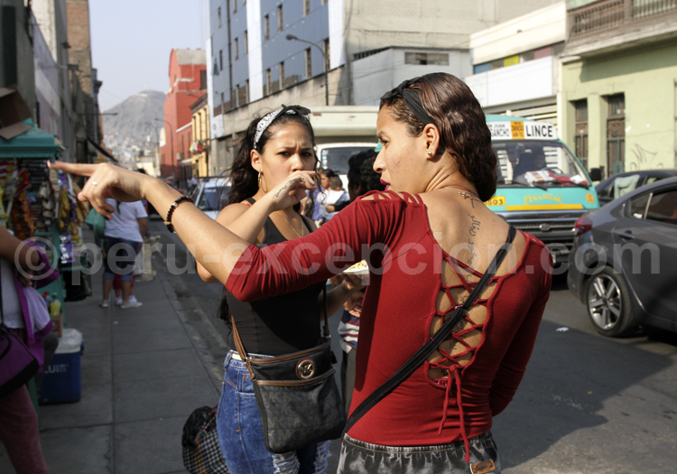Scène de rue à Lima