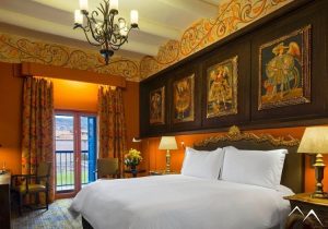 Chambre luxueuse de l'hôtel Palacio del Inka à Cusco au Pérou